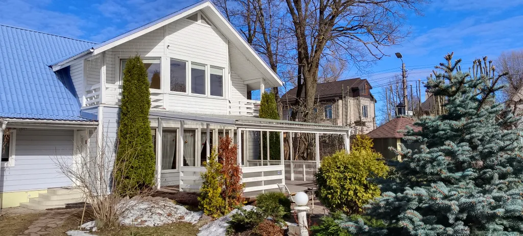 Коттедж 5-комнатный Дом — аренда посуточно в Парголово