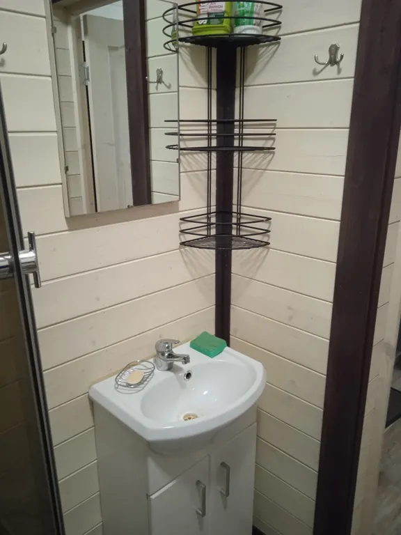 Уютный новый дом рядом с озером и рекой, баня бесплатно