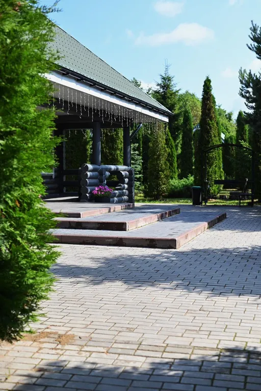 8-комнатный Дом