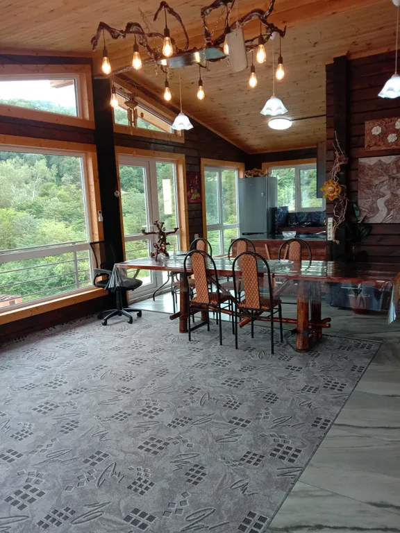 Этаж под ключ с видом на море, лес и горы