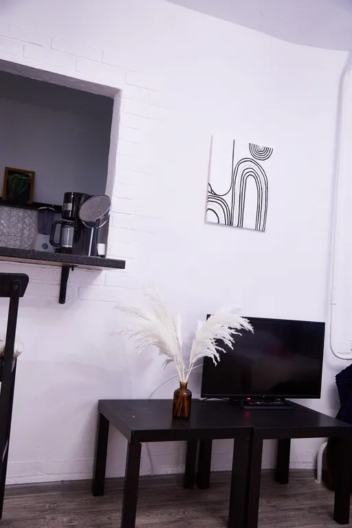 Просторный крутой апартамент с панорамными окнами