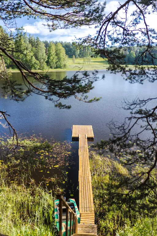 Дом-студия с панорамной стеной на залив Мусталанлахти