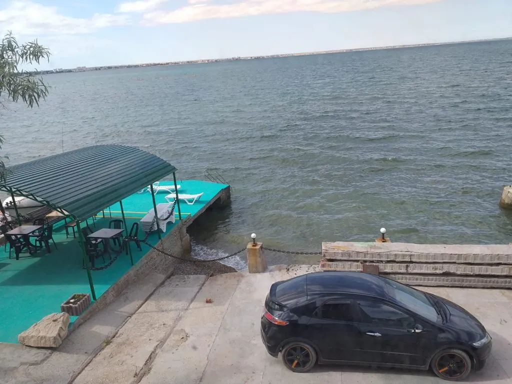 Эллинг у моря