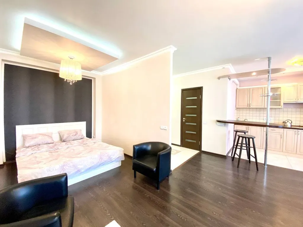 Апартаменты большая студия в новострое