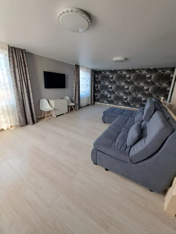 Дом с тёплым бассейном