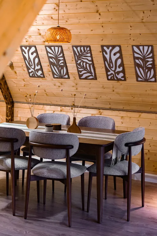 Двухэтажный A-Frame дом у реки Гарабаши с видом на горы