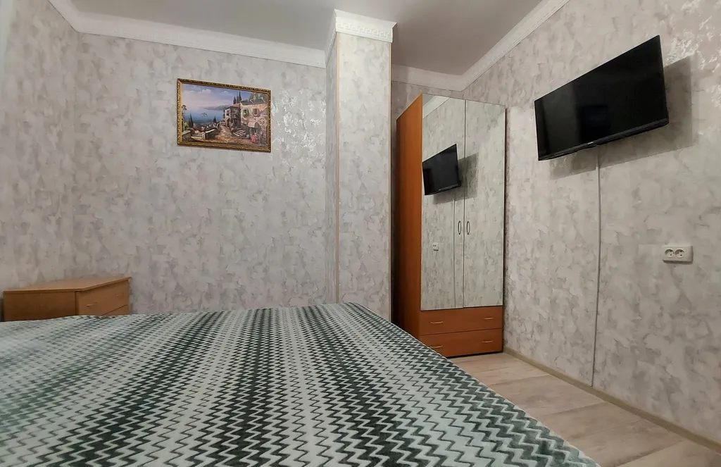 Двухкомнатная квартира со всеми удобствами в 5 минутах от моря