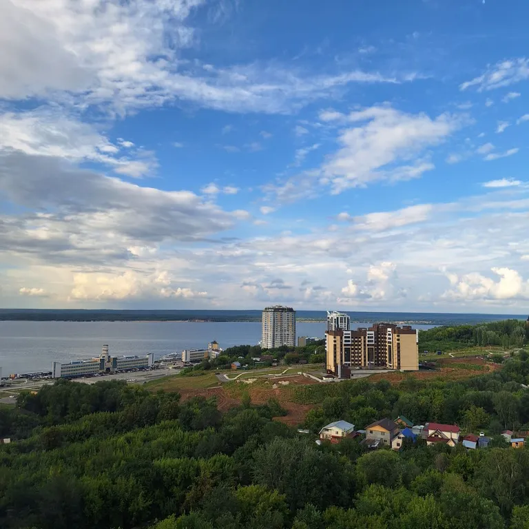 Элитная квартира на заливе в центре города