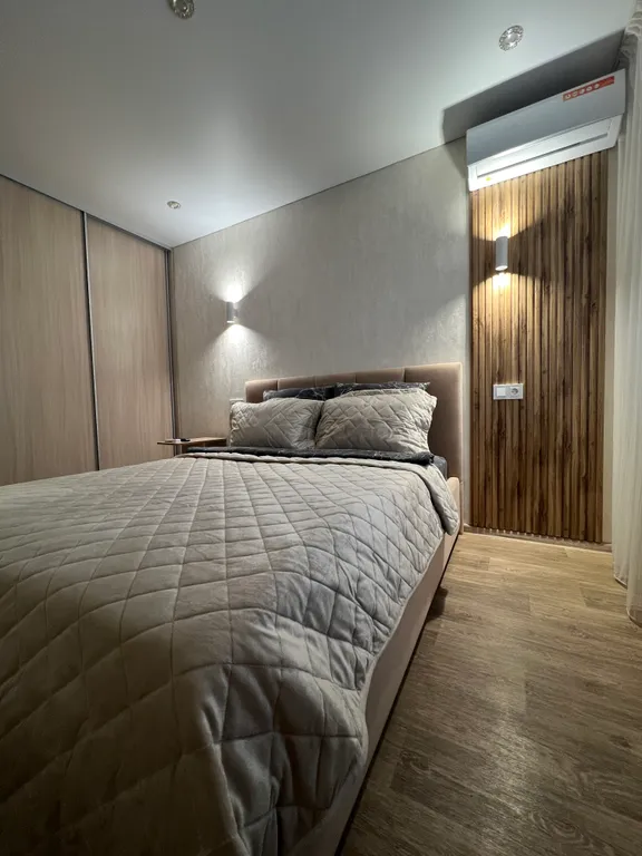 Чистая квартира рядом с парком Нефтехимиков