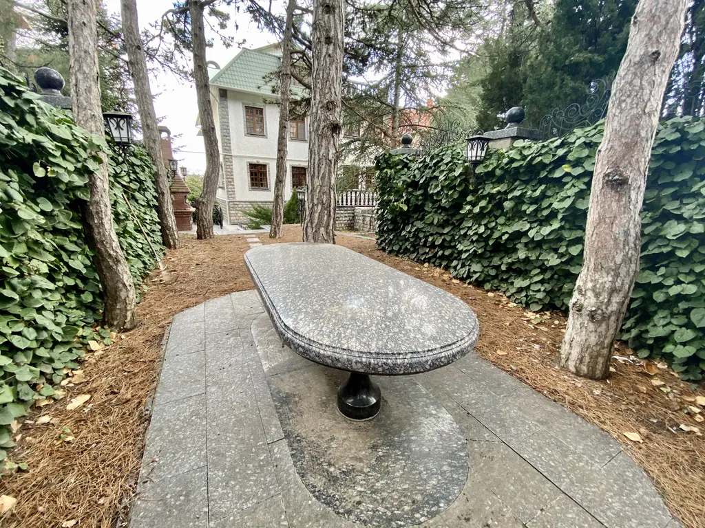 Особняк в заповедной зоне