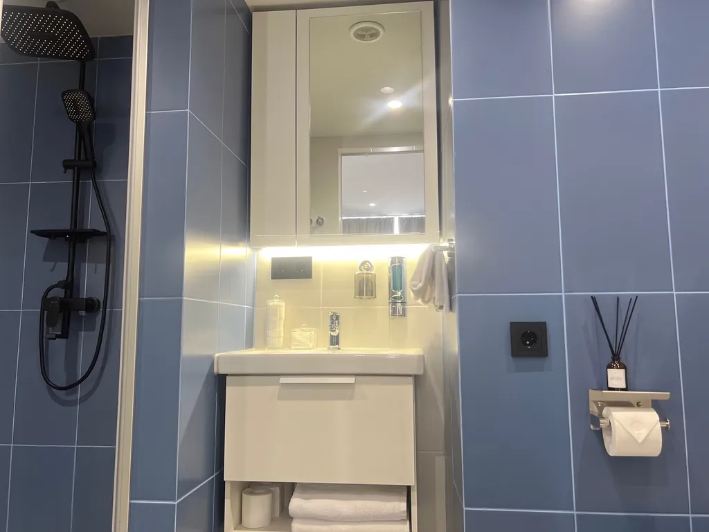 Апартаменты у Часовой башни голубые