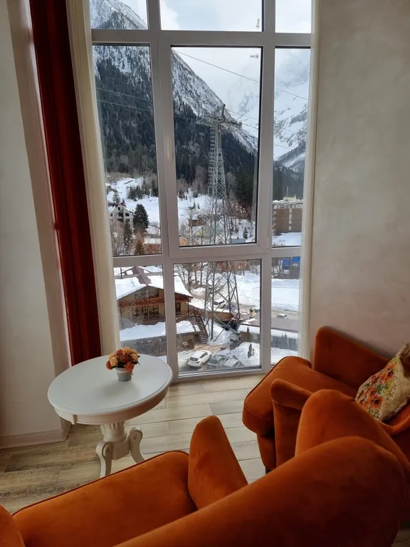 Уютные апартаменты в центре с панорамным видом на горы