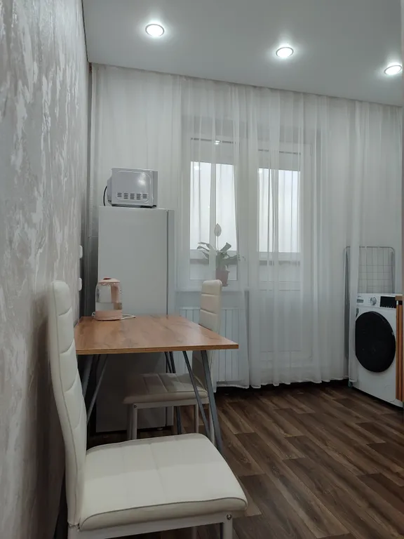 Уютная квартира, с шикарным видом уральские горы, лес!!!)