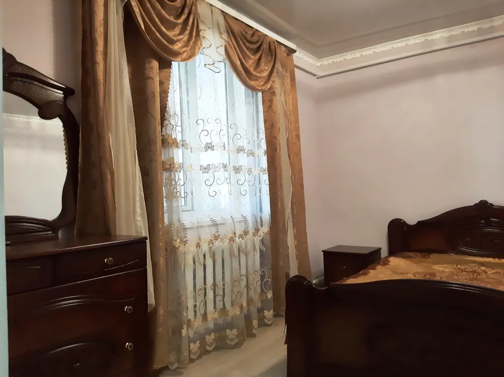 6-комнатный Дом