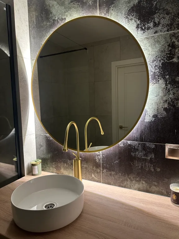 Уютная новая квартира возле вокзала и центра города