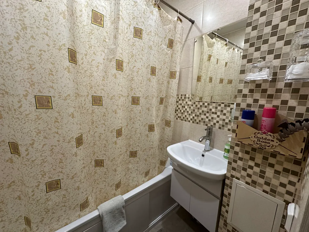 Теплая уютная комфортная квартира