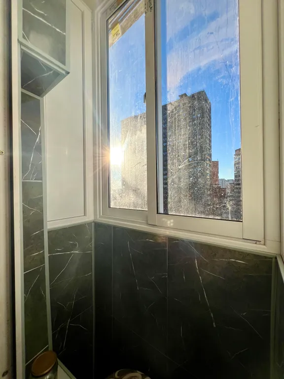 Уютная квартира с ремонтом в центре северного рынка для троих человек