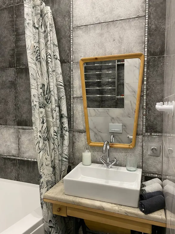 Просторная квартира в историческом центре Петербурга