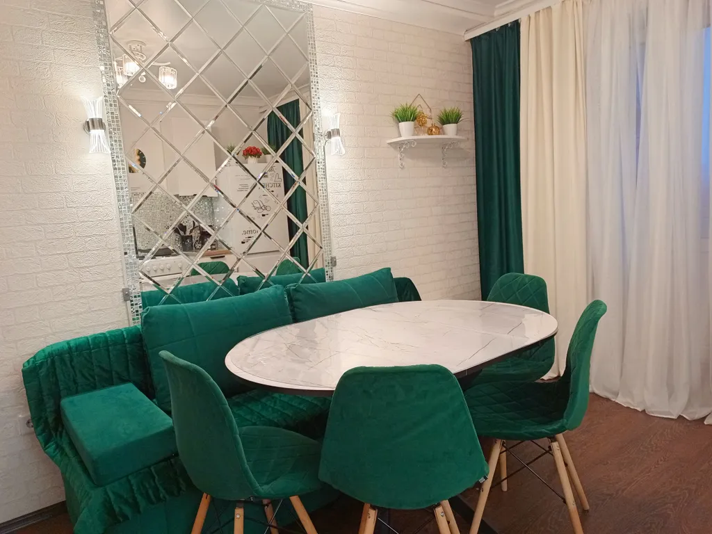 Уютные апартаменте в Университетском Золотой Лев " Изумрудные "