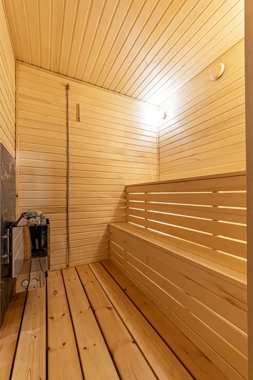 Коттедж Дом с сауной с двумя спальнями — Иннолово