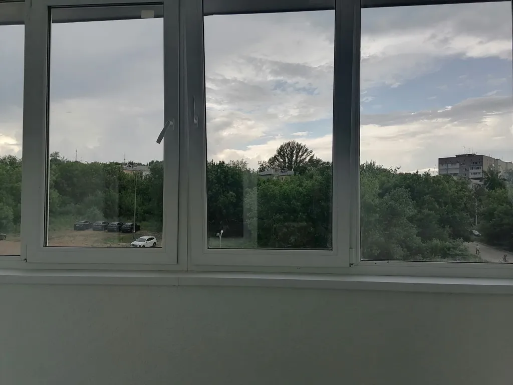 Уютная евротрешка возле парка Гагарина