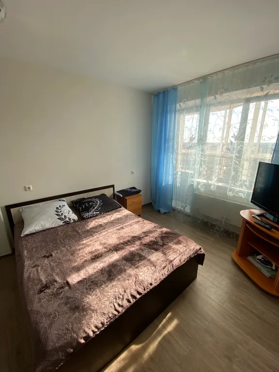 Уютная квартира в районе Изумрудного города