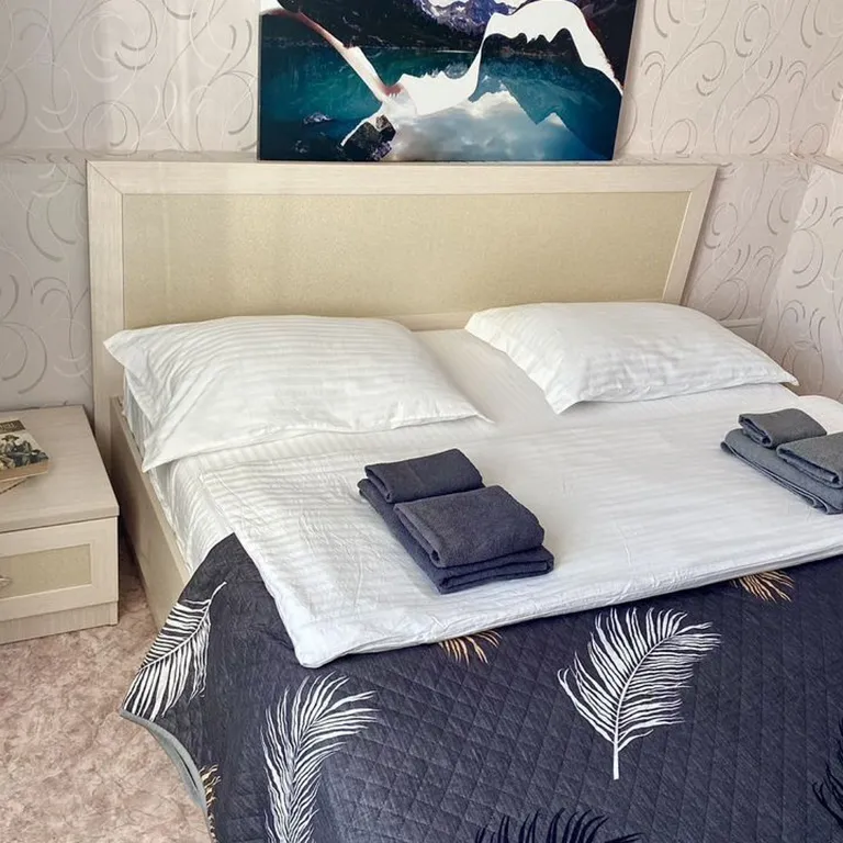 Квартира pядoм c ЧВBAKУШ