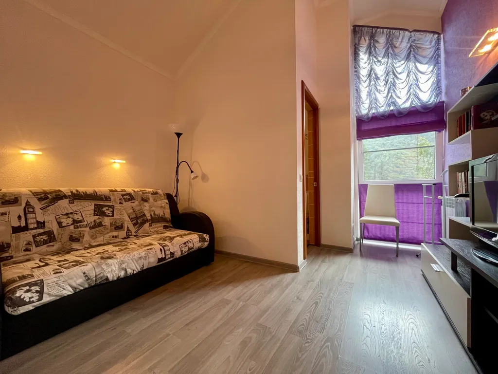 Коттедж в центре Красной Поляны с видом на горы