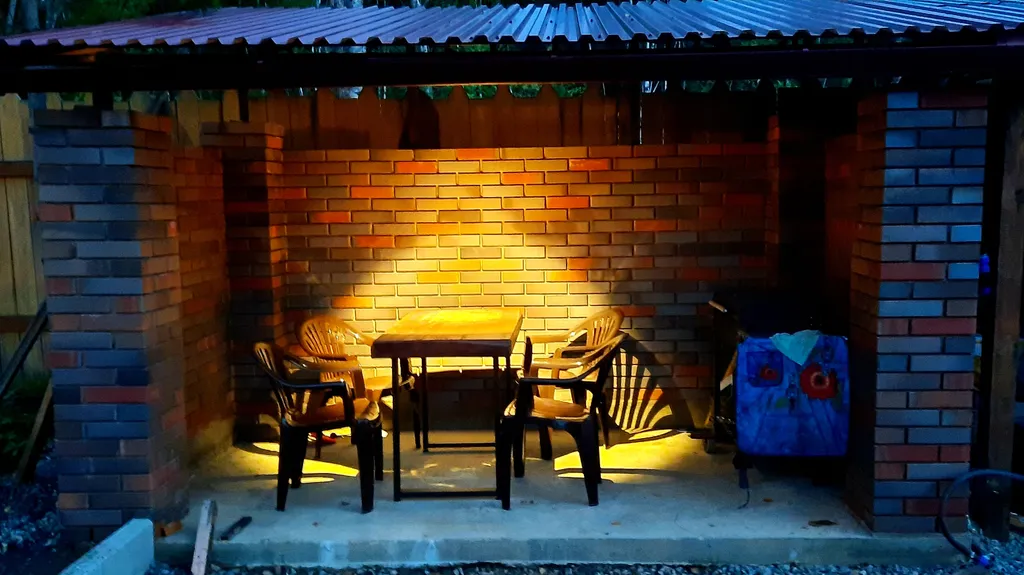 Домик на берегу Байкала