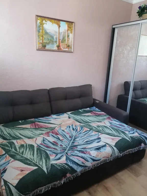 Квартира Комната в центре — аренда посуточно в Таганрог