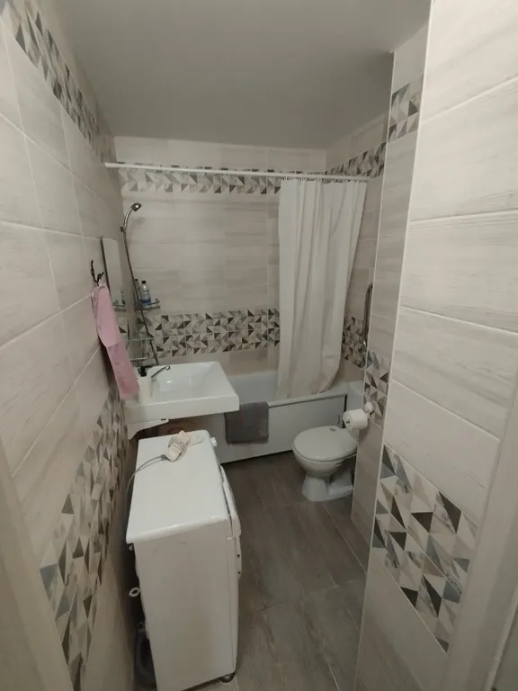 Прекрасная квартира. Вокзал и аэропорт поблизости