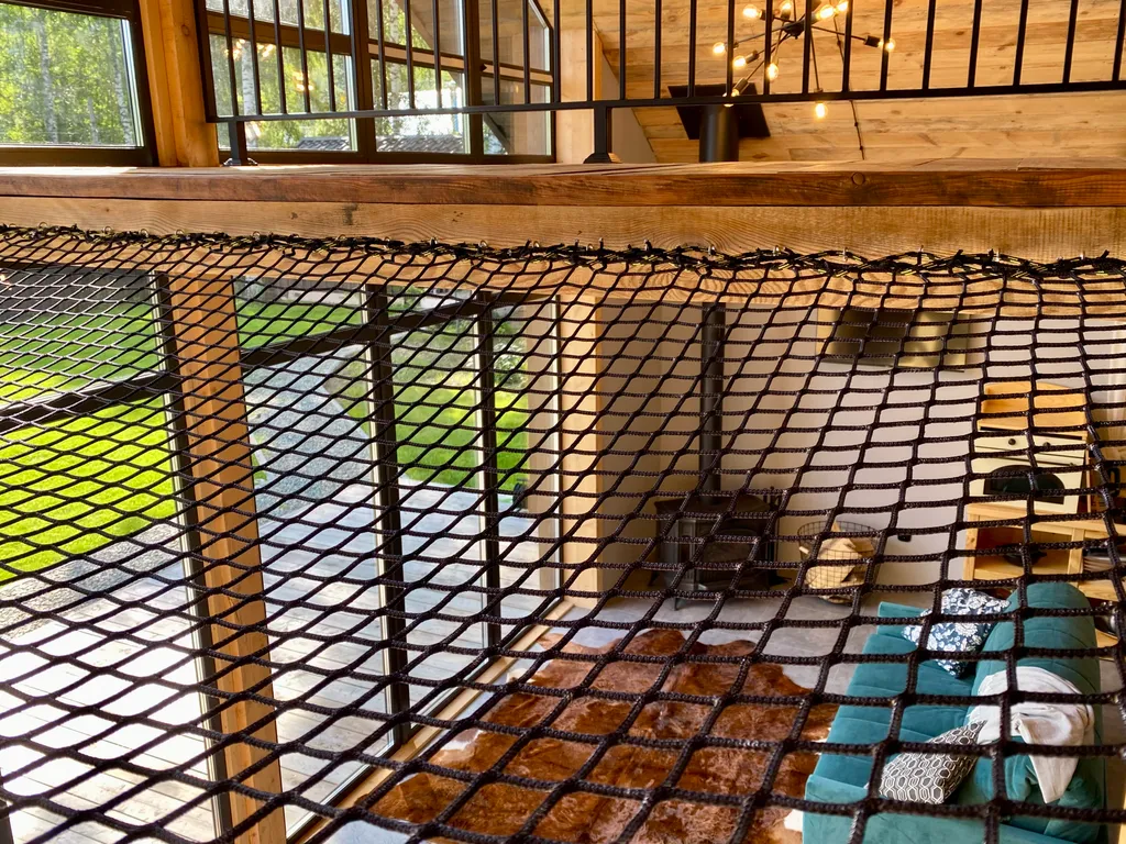 Дом-шале с печью-камином