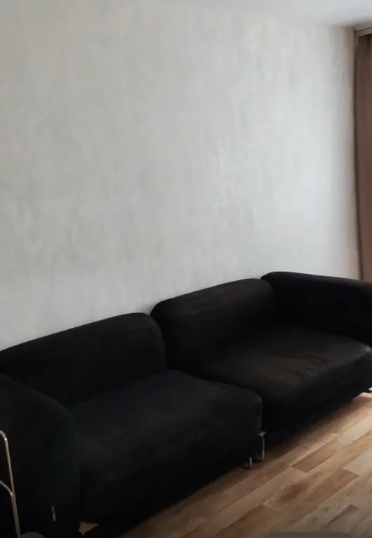 Двухкомнатная квартира недалеко от центра