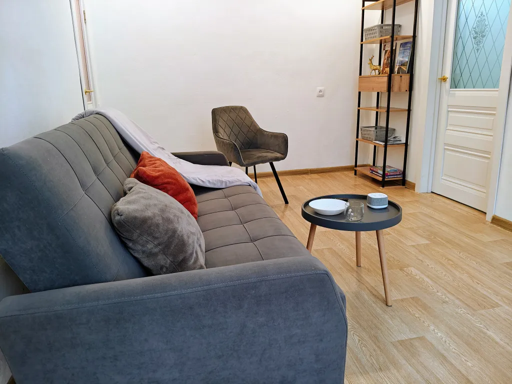 Обновленная двушка в центре