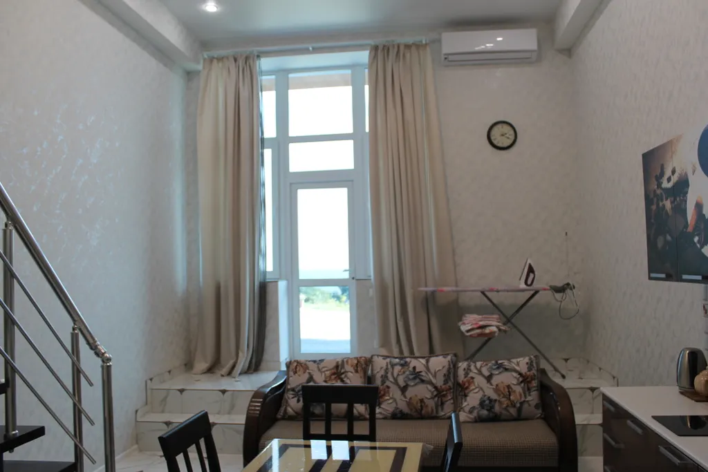 Апартамент 2 уровня в доме бизнес класса Ливадия Скай