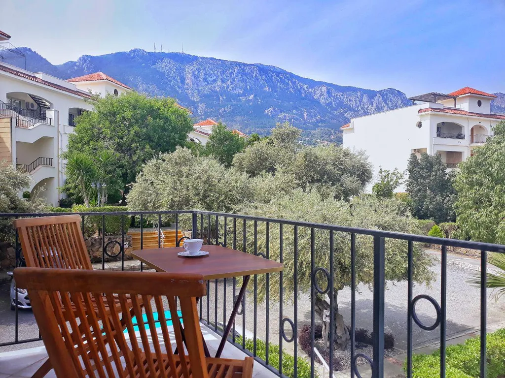 Lapta, Orchard Court 1+1