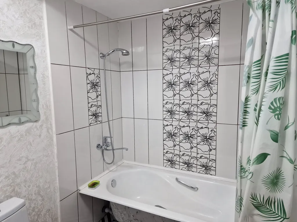 2-комнатная квартира в центре в частном благоустроенном доме