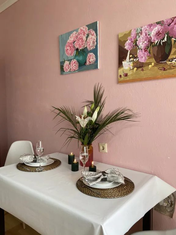 "80 метров уюта и чистоты"
 2-комнатная квартира