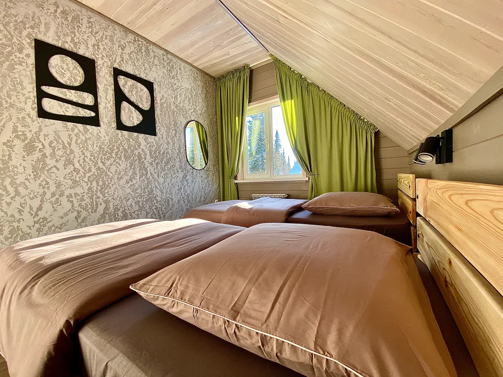 Дом из кедра Рябинка