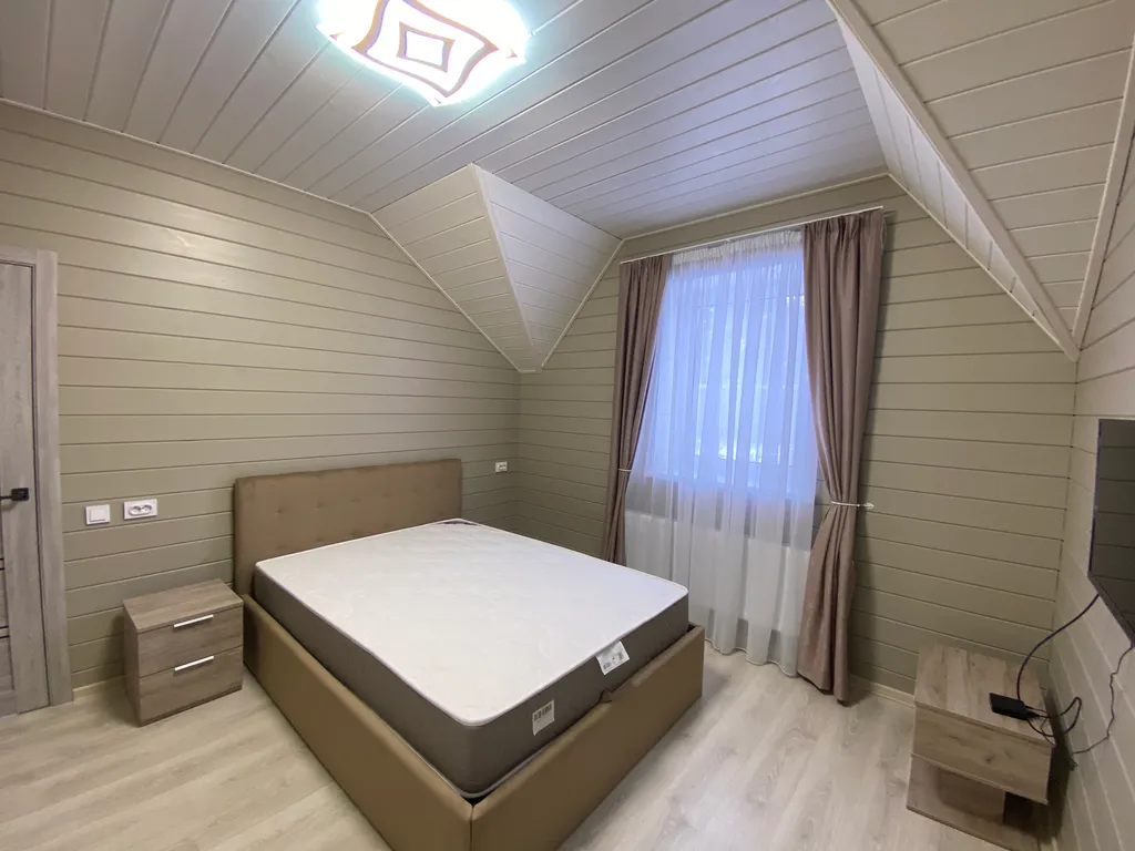 Комфортный и современный дом со всеми удобствами, баня и чан