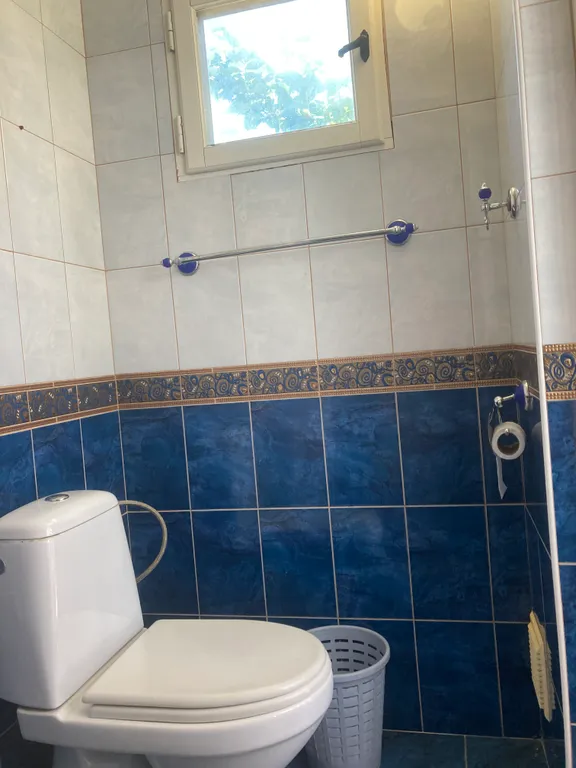 Отдельный дом в центре с двориком и паркоместом