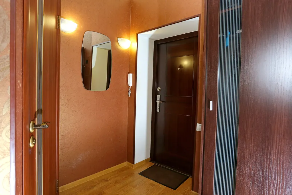 Квартира Уютная квартира в центре города у Набережной — Омск