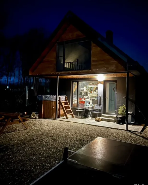 Домик у леса