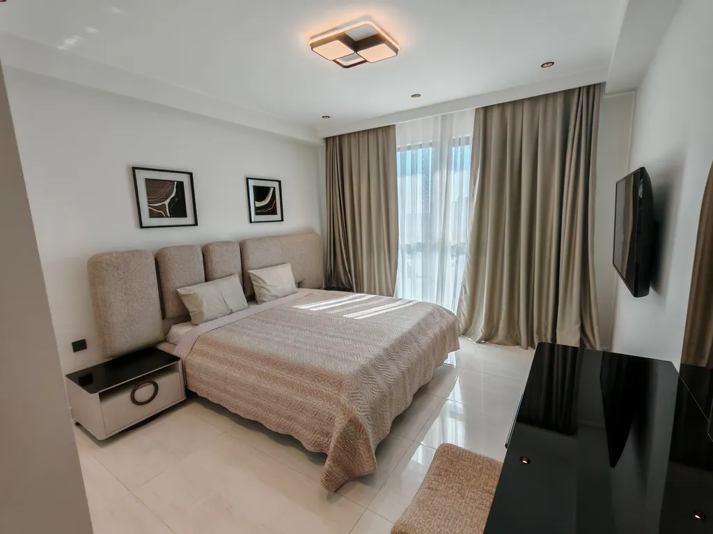 Квартира 2+1 в Azura World c видом на бассейн и аквапарком