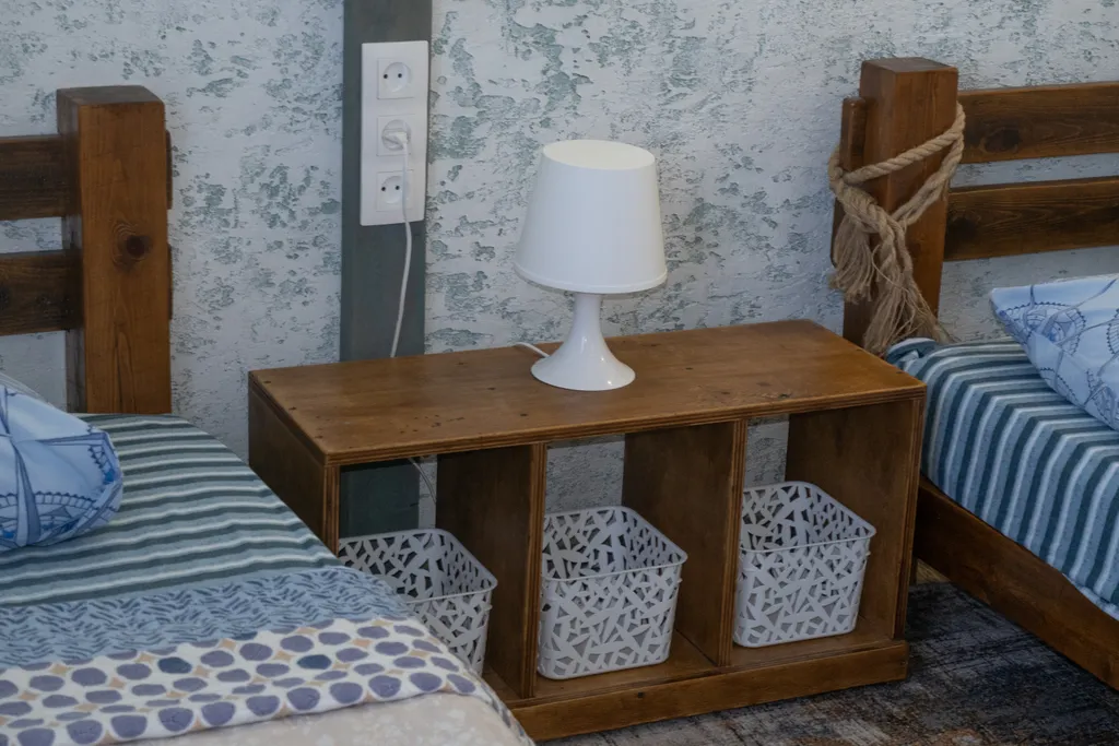 Трехместный номер с двухспальной и односпальной кроватями