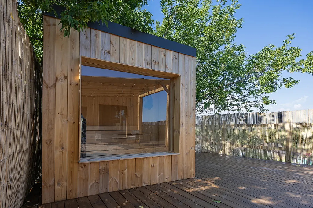 Шале на Гребной канале с сауной