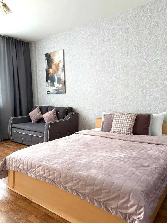 Квартира Квартира возле ТЦ Планета — Красноярск