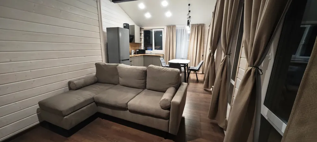 Коттедж Коттедж Уютный барнхаус на берегу реки Искона в окружении соснового леса — Можайск