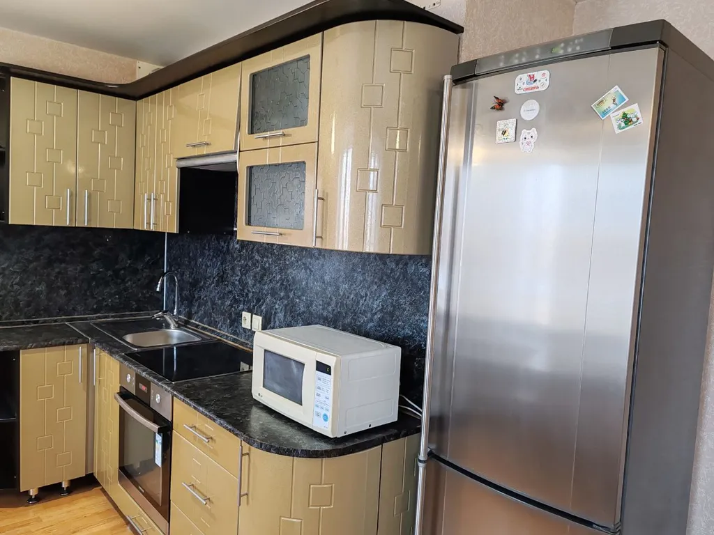 Евродвушка в доме с огороженной территорией в центре города