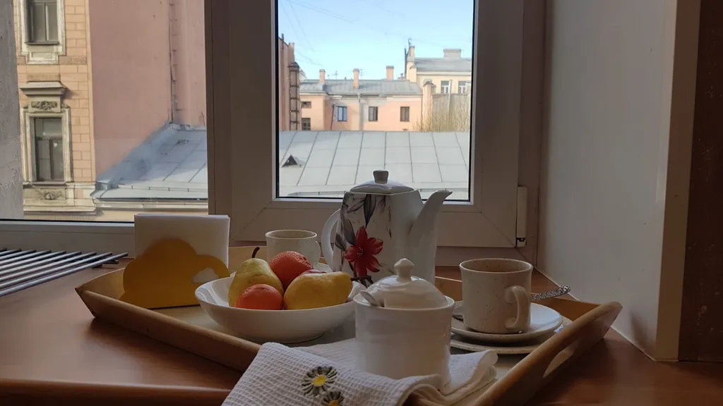 Квартира Квартира в 1 минуте от Невского проспекта, 2 спальни и вид на крыши — Санкт-Петербург